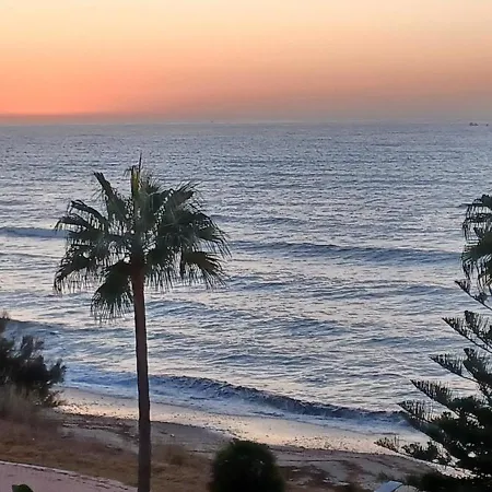 El Mirador De *